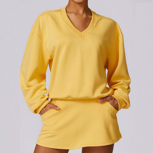Vente en gros Sweat-shirts blancs à manches longues pour femmes Sweat-shirt à capuche et col en V de sport - Product Image 4