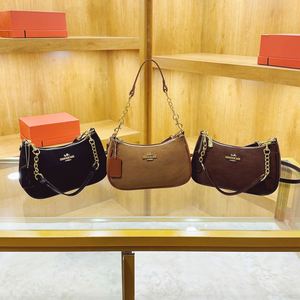 2025 Model High-quality PU Material Vintage Fashion <b>Cross</b>-body Bag Adjustable Shoulder Strap Portable Zipper Can Be Carried Hand - Product Image 6