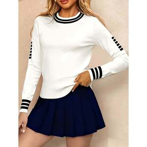 Pull à col rond rayé rose à manches longues avec ourlet côtelé pour femme - Product Image 2
