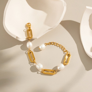 Chất Lượng Cao Thời Trang Tự Nhiên Ngọc Trai Nước Ngọt Vòng Đeo Tay 18K Vàng Thép Không Gỉ U Hình Chuỗi Vòng Đeo Tay - Product Image 4