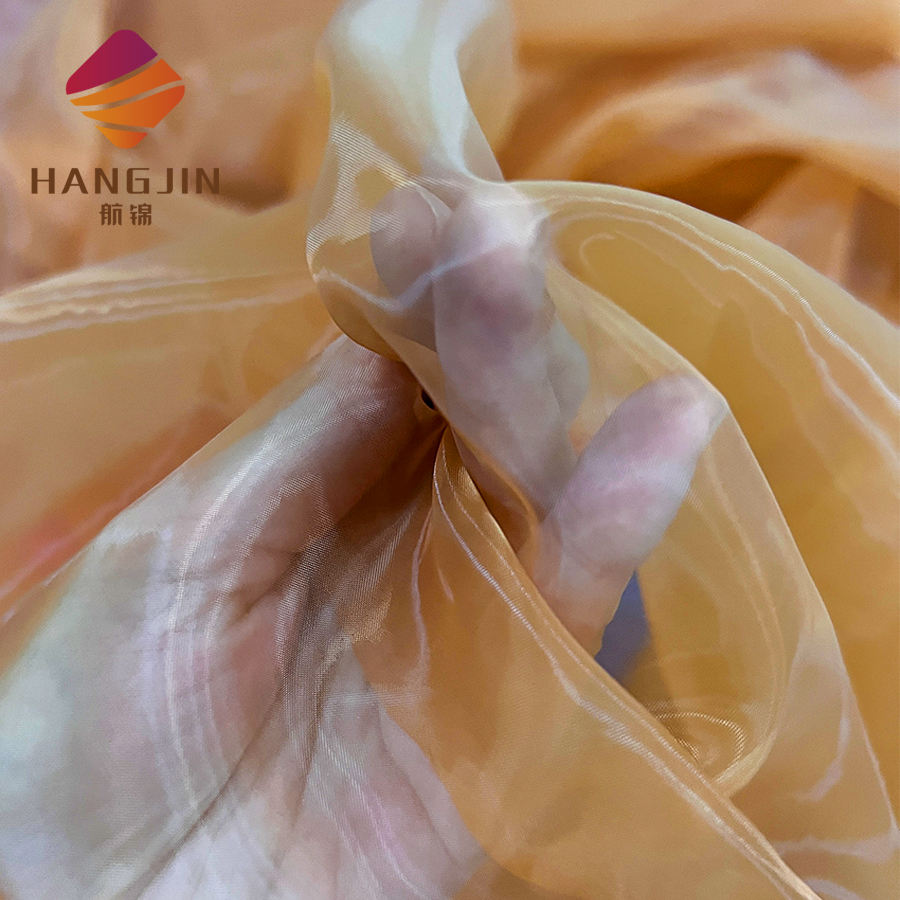 organza color nude versátil y duradera: