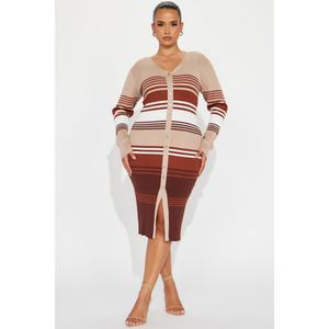 Produit neuf, robe en tricot à col en V contrasté rayé, manches fines, coupe ajustée - Product Image 1