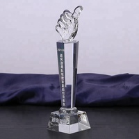 Trophée en cristal de Chine écologique fait à la main avec logo personnalisé et design de dragon chinois pour cadeaux souvenirs