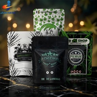 Sacs en Mylar 3,5 oz personnalisés OEM, imprimés, refermables, résistants aux enfants, pour emballage alimentaire, finition mate noire douce au toucher, anti-odeur, avec UV sélectif