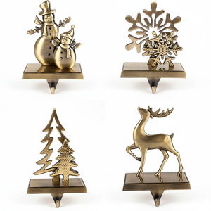 ที่วางมือถือโลหะแบบทนทานสำหรับตกแต่งเทศกาลคริสต์มาสตะขอแขวนวันหยุดเตาผิงดีไซน์คลาสสิก - Product Image 1