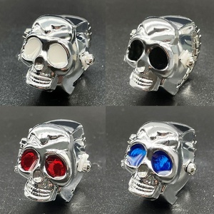 Y2K Ringhorloge Verstelbaar Alloy Schijf Wijzerplaat Verzilverd Kwarts Digitaal Punk Mode Mini Vingerhorloge voor Heren Dames 2000s Stijl - Product Image 2
