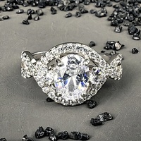 Bague en argent 925 plaqué rhodium pour femme, élégante, avec moissanite ovale certifiée GRA, style grappe torsadée, idéale pour cadeau ou fiançailles