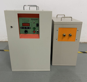 25kW apparecchiature di riscaldamento a induzione a media frequenza 35KW per saldatura, fusione 45KW, forgiatura, spegnimento 70KW, formatura a caldo - Product Image 3