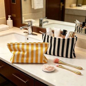 Striped Canvas Cosmetic Bag Portable Women Hand Held Makeup Pouch Zipper Closure for <b>Lipstick</b> Cosmetics Travel Storage - Product Image 3