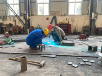 Machine de formage de poudre de carbone de 0,5 tonne avec une densité de tige de carbone ≥ 1,3 g/cm³ et un taux de formage élevé