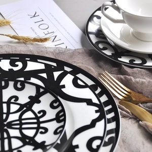 <span class=keywords><strong>Assiette</strong></span> à dîner en porcelaine fine à <span class=keywords><strong>motif</strong></span> fer <span class=keywords><strong>noir</strong></span>, service de vaisselle en céramique <span class=keywords><strong>noir</strong></span> et blanc, décoration de table classique pour banquet de mariage - Product Image 5