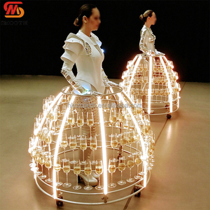 SMOOTH Soporte de metal LED personalizado y creativo para vino y champán, con diseño de falda para bodas y eventos - Product Image 1