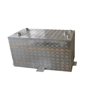 Réservoir de transfert de carburant portable en aluminium SUMAC avec pompe de transfert de carburant 12V, 110 gallons, plaque diamantée rectangulaire - Product Image 5