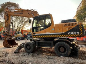 Excavadora HYUNDAI 210W-9 Usada, Económica, de 21 Toneladas, Funcionamiento Estable, Oferta Rentable, Excavadora Hyundai 210 - Product Image 5