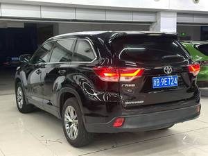 Toyota Highlander Comfort SUV <span class=keywords><strong>2021</strong></span> Usata con Sedili in Tessuto e Guida a Sinistra in Vendita in Cina - Product Image 3