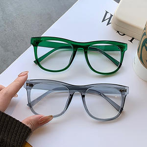 Lunettes de soleil Qianai Fashion pour femmes, monture irrégulière en PC, anti-lumière bleue, anti-rayonnement UV, lunettes de conduite - Product Image 3