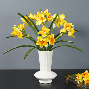 Nuovo design 3 teste di stoffa narciso fiore decorazioni per la casa narciso artificiale - Product Image 1