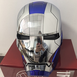 Casco di Iron Man con Controllo Vocale Apribile e Chiudibile per Cosplay - Product Image 5