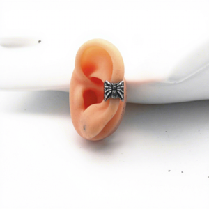 Pendientes de Oreja para Hombre, Acero Inoxidable 316L, Resistentes al Agua y al Deslustre, Diseño de Telaraña, Clip para Cartílago, Estilo Punk Rock, Regalo Único - Product Image 2