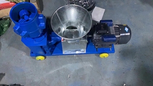 Nouvelle Machine à Granulés d'<span class=keywords><strong>Aliments</strong></span> <span class=keywords><strong>pour</strong></span> <span class=keywords><strong>Animaux</strong></span> 2026 – Spécial Volaille, Bétail, Mini Poulets, Porcs – Granulateur Diesel <span class=keywords><strong>pour</strong></span> Ferme - Product Image 5