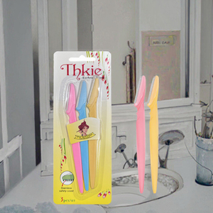 Kit de rasoir 3-en-1 pour le visage, sûr et facile à utiliser, tondeuse à sourcils et outil de dermaplaning pour l'épilation faciale - Product Image 3