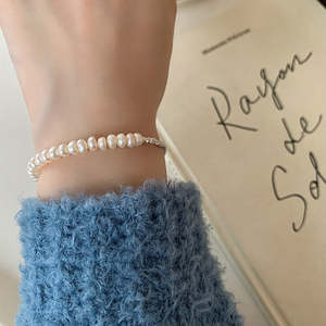 Bracelet en argent 925 avec petites perles d'eau douce, élégant et luxueux, accessoire de bijouterie - Product Image 3