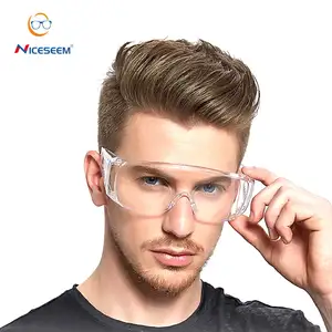 نظارات عمل شفافة بتصميم جديد مضادة للضباب نظارات مختبر لحماية العين Ansi Z87.1 مع درع جانبي نظارات أمان