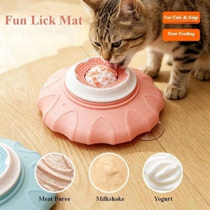 เครื่องจ่ายขนมแบบอินเทอร์แอคทีฟรุ่นใหม่ พร้อมที่หมุนเลียและระบบป้อนอาหารช้า สำหรับสุนัขและแมว - Product Image 2