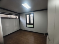 Maison conteneur moderne, mobile, préfabriquée et extensible trois-en-un avec solutions d'aménagement pour chambre, hôtel et bureau à domicile