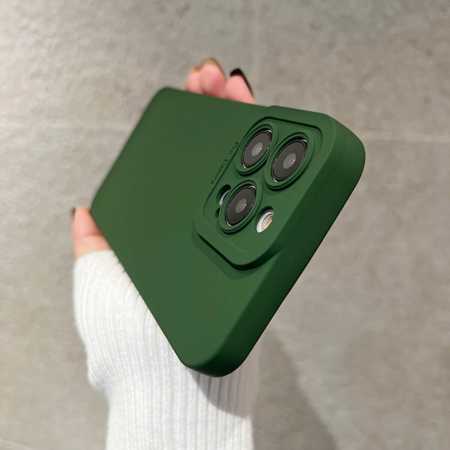 สีเขียวมรกต