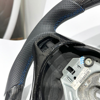 Volant sport en cuir véritable et fibre de carbone avec motif de football personnalisé en usine pour BMW E87 E88 E90 E91 E92 E93 X5 X6 E46 E45