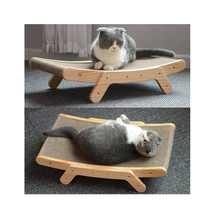 Jouet à gratter en bois pour chats - Product Image 1