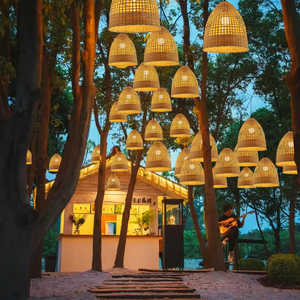 โคมไฟหวายสานแฮนด์เมด LANJO สไตล์โบโฮชิค สำหรับตกแต่งร้านกาแฟ ร้านอาหาร และสวน ให้บรรยากาศอบอุ่น - Product Image 4