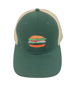 Chapeaux de sport OEM personnalisés à 6 panneaux en maille à bord pré-incurvé, vente en gros de casquettes de camion en maille Cao Gorras, casquette de camionneur à logo brodé - Product Image 5