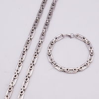 Ensemble bijoux chaîne maillons entrelacés unique acier inoxydable ton argent, cadeau remise diplôme, tendance