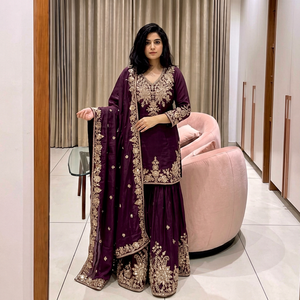 Ensemble Salwar Kameez en satin de soie brodé de fleurs bordeaux avec dupatta, vêtements ethniques pour femmes pour mariage et fête - Product Image 1