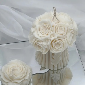 Molde de Silicona Ecológico para Velas 3D con Forma de Ramo de Rosas para el Día de San Valentín, para Decoración del Hogar, Velas Aromáticas y Resina - Product Image 4