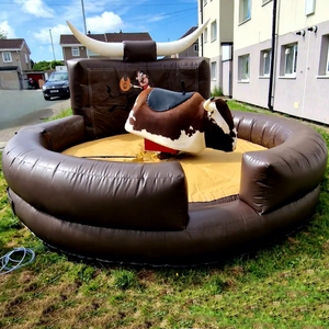 Juegos inflables interactivos de rodeo, toros mecánicos para saltar, máquina de toros mecánicos para adultos. - Product Image 1