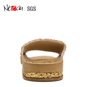 Cinese Tacco per le <span class=keywords><strong>Donne</strong></span> di Estate di Modo Personalizzato Logo Di Marca del Commercio All'ingrosso di <span class=keywords><strong>Casa</strong></span> per Gli Ospiti di Nuovo di Disegno di Eva <span class=keywords><strong>delle</strong></span> <span class=keywords><strong>Donne</strong></span> di trasporto <span class=keywords><strong>Delle</strong></span> Signore Piatto pantofole - Product Image 3