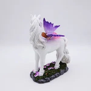 Oem Huis Tuin Decor Handgemaakte Miniatuur 3d Figuur Standbeeld Custom Hars Ambacht Mystieke Fee En Witte Eenhoorn Beeldjes