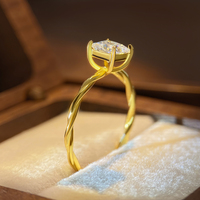Bague de fiançailles en argent 925 avec moissanite taille princesse VVS, sertie de griffes, plaquée or, pour femme, de luxe