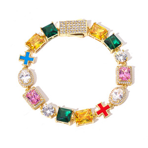 Bracelets en argent S925 plaqué or 18 carats véritable, sertis de moissanite aux couleurs vives, style halo, hip-hop, personnalisés, bijoux bling OEM pour fournisseurs B2B - Product Image 1