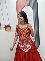Supplier India Lehenga Choli Sutra Vichitra Mewah Desainer dengan Bordir untuk Pesta Pengantin dan Pakaian Pernikahan Tersedia untuk Dijual