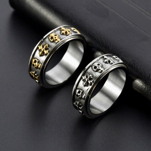 Anillo Antiestrés Giratorio de Acero Inoxidable con Diseño Personalizado, Anillo Punk para Hombre con Calavera y Cruz Chapado en Oro de 18K - Product Image 5