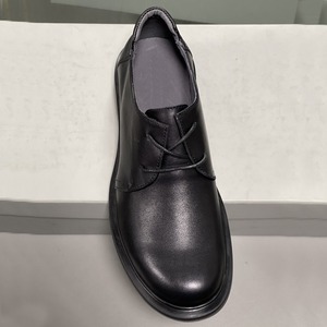 Chaussures confortables en cuir de vachette pour hommes, idéales pour les tenues professionnelles formelles, chaussures décontractées à lacets en cuir pour hommes, chaussures de conduite confortables pour hommes d'âge moyen - Product Image 4