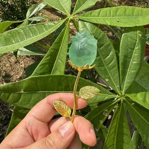 ดอกกุหลาบคริสตัลขนาด 3 ซม. สีเงิน ประดับคริสตัลไอน้ำ แกะสลักจากหินคริสตัลธรรมชาติ สำหรับบำบัดรักษา  คริสตัลรูปดอกกุหลาบสำหรับวันวาเลนไทน์ - Product Image 2