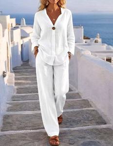 Ensemble Lounge en Lin Camel OEM Personnalisé pour <span class=keywords><strong>Femme</strong></span> – Haut Boutonné Col V et Pantalon Large Coupe Décontractée <span class=keywords><strong>Chic</strong></span> Minimaliste – Ensemble 2 Pièces pour <span class=keywords><strong>Femme</strong></span> - Product Image 5