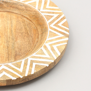 Sottopiatto in Legno da 13 Pollici con Design Geometrico per Decorazione Tavola - Product Image 2