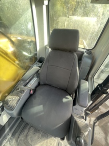 Puissant et Économe en Carburant avec un Système Hydraulique Avancé Cat 323D2L Cat 323D Cat 323D2 Excavatrice d'Occasion pour la Construction - Product Image 6