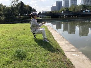 Trépied portable d'extérieur pliable à trois pieds, chaise de plage, petite chaise de pêche, pour pique-nique et camping - Product Image 6